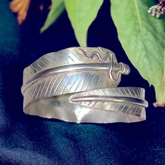 Vintage Jewelry - Hmong Maio Tribe Asian Fine 999 Silver Leaf Feather  Bypass Cuff Bangle Bracelet